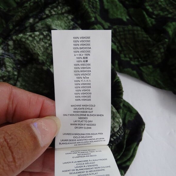 Michael Michael Kors Green Snake Print Knit Top Women Size P 3/4 Sleeve Pullover - Picture 8 of 11